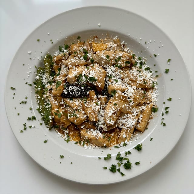 Mediterranean Chicken (L).
